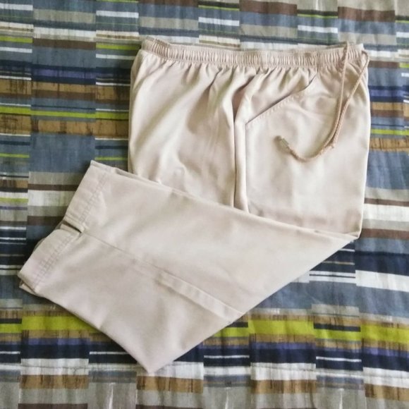 Paradise Bay Petites Tan Capris - Picture 7 of 8